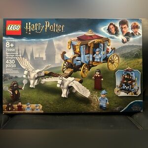 LEGO Harry Potter Beauxbaton’s Carriage: Arrival at Hogwarts Set